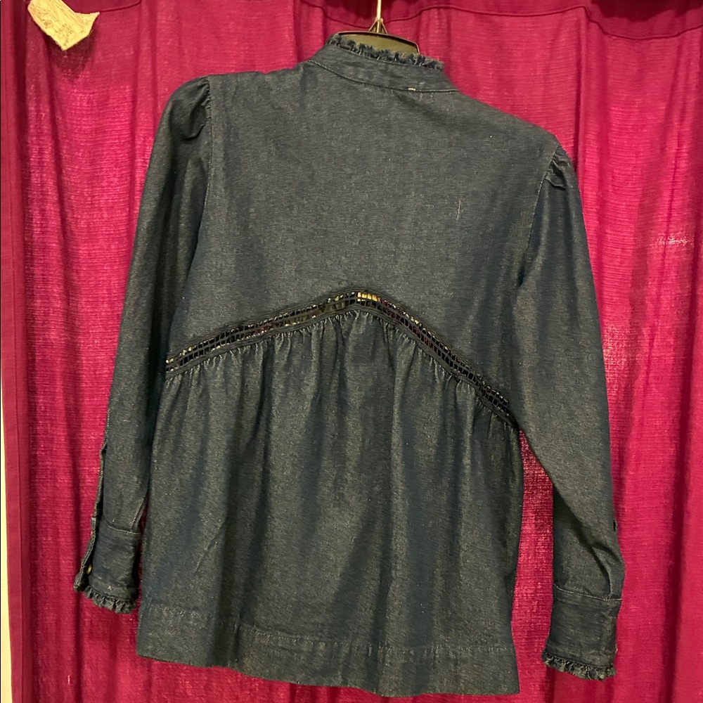 Solitaire Denim and Black Lace Blouse - Picture 8 of 8